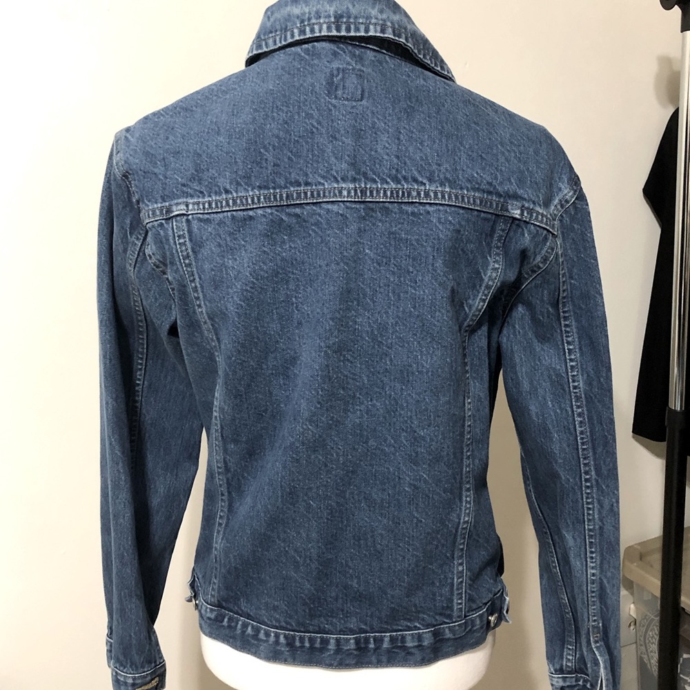 GAP Distressed Jean Jacket - Picture 4 of 4